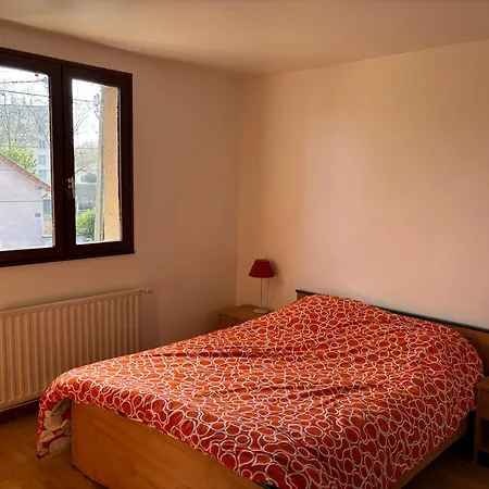 Ferienhaus Maison Ou Proche Du Circuit Pour Sejours Touristiques