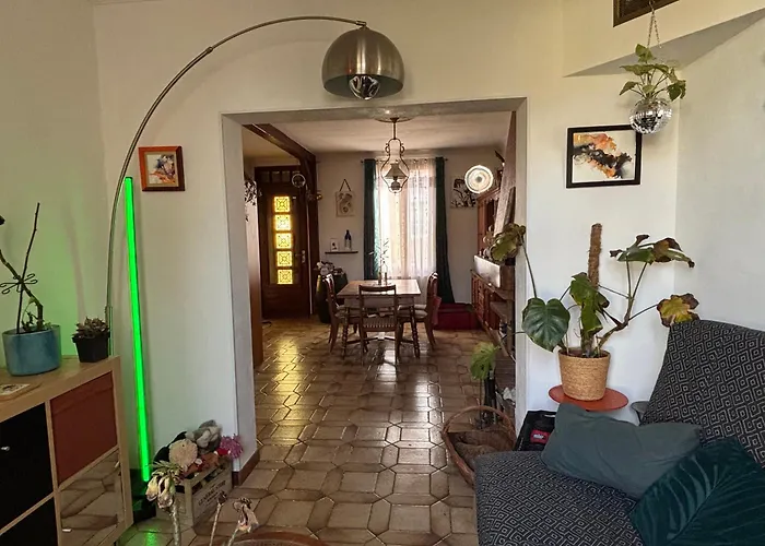 Maison Ou Proche Du Circuit Pour Sejours Touristiques